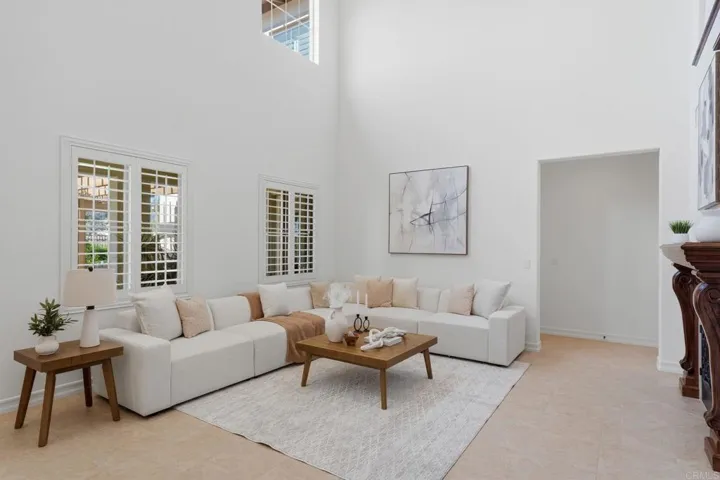 2697 Ponderosa Court, Escondido, California 92027