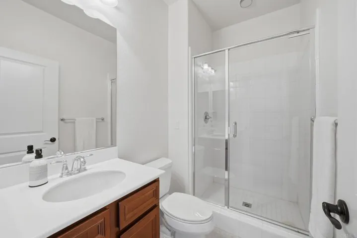 2697 Ponderosa Court, Escondido, California 92027
