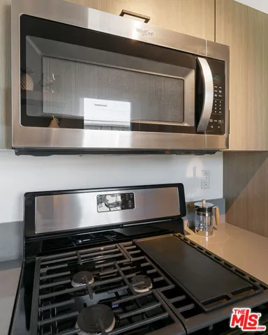 2922 Hauser Boulevard 3, Los Angeles, California 90016