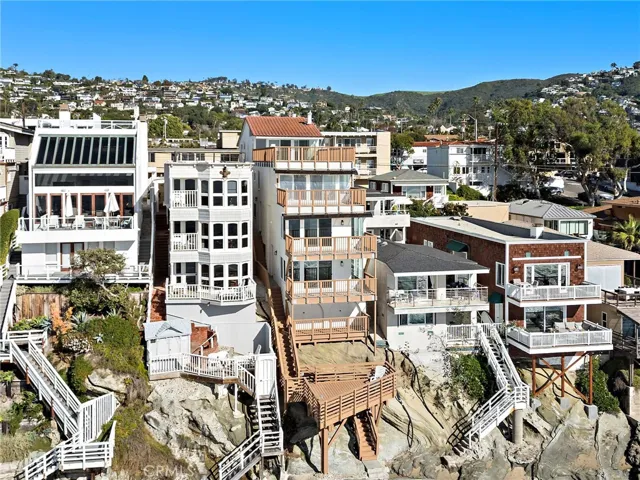 1045 Gaviota Drive B, Laguna Beach, California 92651