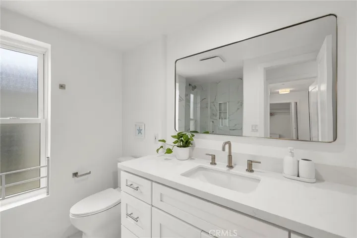 1045 Gaviota Drive B, Laguna Beach, California 92651