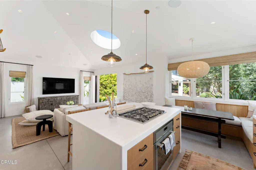 1361 Grenock Lane MLS-25