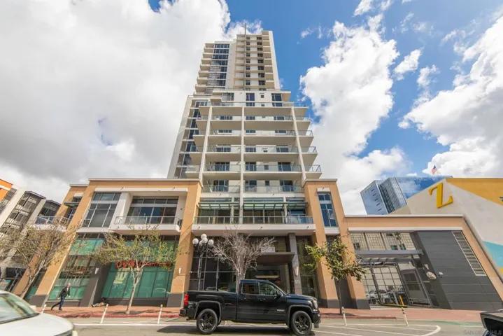 575 6th Avenue #1804, San Diego, California 92101
