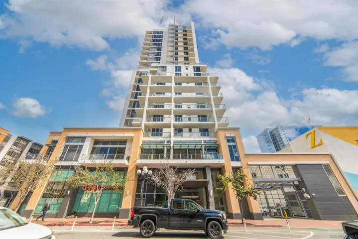 575 6th Avenue #1804, San Diego, California 92101