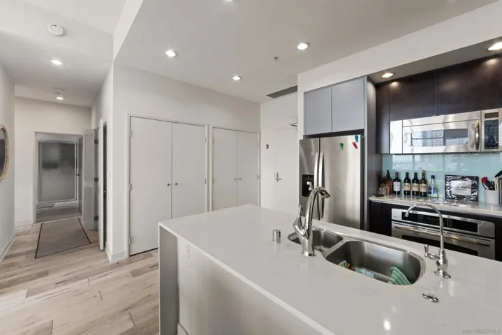 575 6th Avenue #1804, San Diego, California 92101