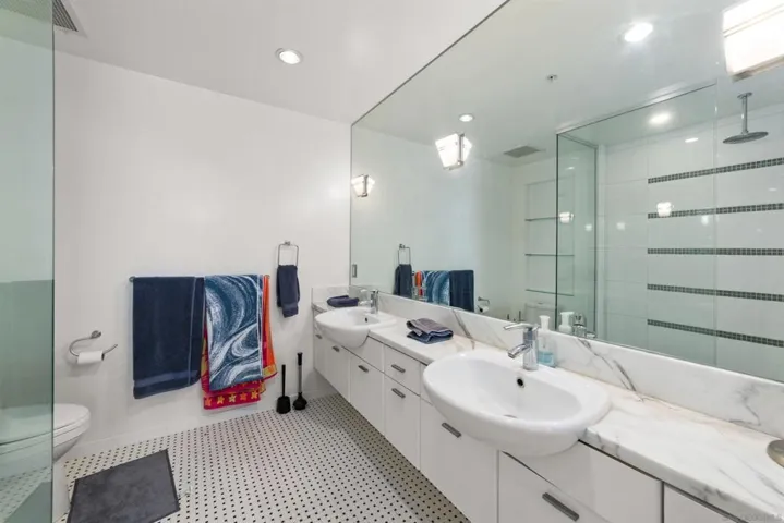 575 6th Avenue #1804, San Diego, California 92101