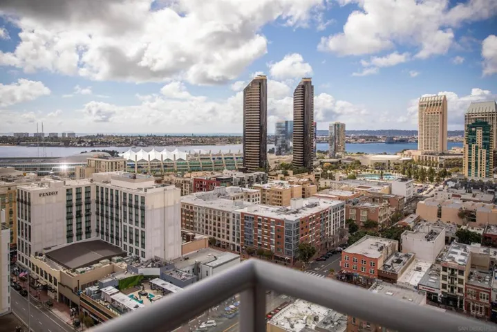 575 6th Avenue #1804, San Diego, California 92101