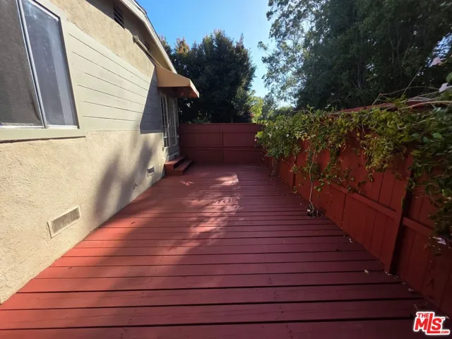 632 Santa Clara Avenue A, Los Angeles, California 90291