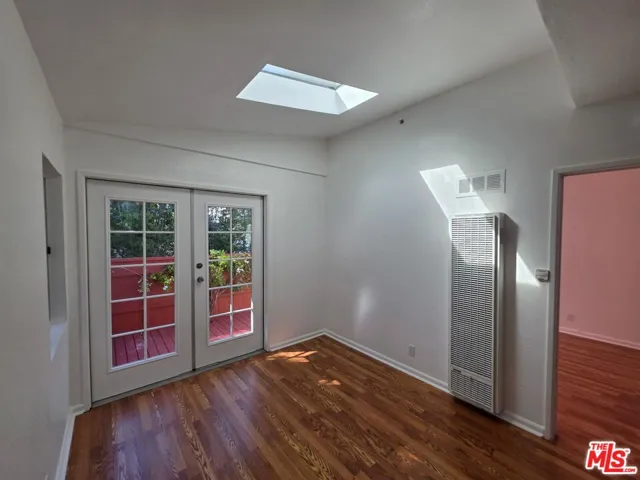 632 Santa Clara Avenue A, Los Angeles, California 90291