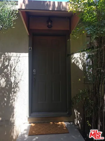 632 Santa Clara Avenue A, Los Angeles, California 90291