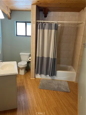 1473 C State Highway 2, Wrightwood, California 92397