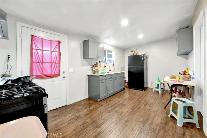 11316 S Vermont, Los Angeles, California 90044