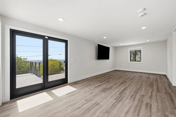 4344 Summit Drive, La Mesa, California 91941