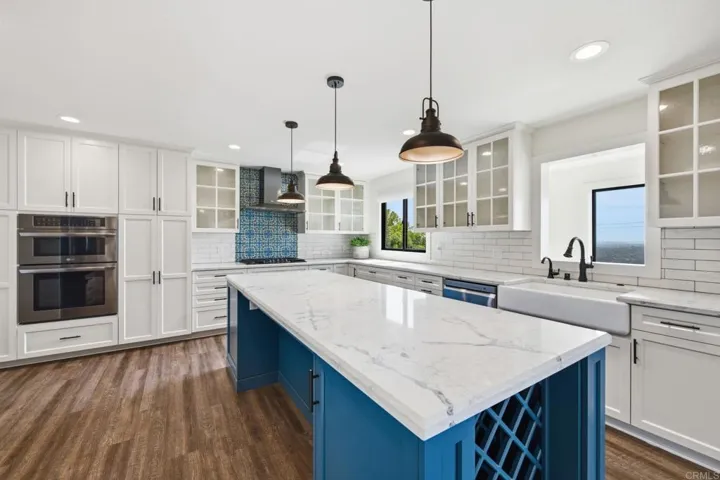 4344 Summit Drive, La Mesa, California 91941