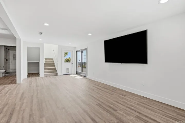 4344 Summit Drive, La Mesa, California 91941