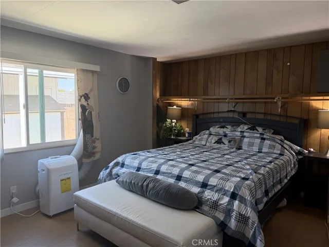 235 Albratoss Lane, Fountain Valley, California 92708