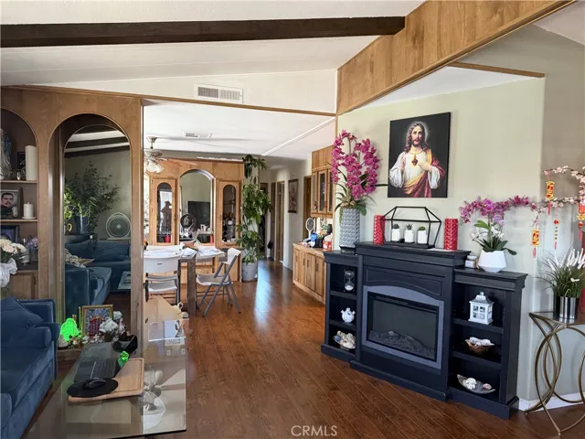 235 Albratoss Lane, Fountain Valley, California 92708
