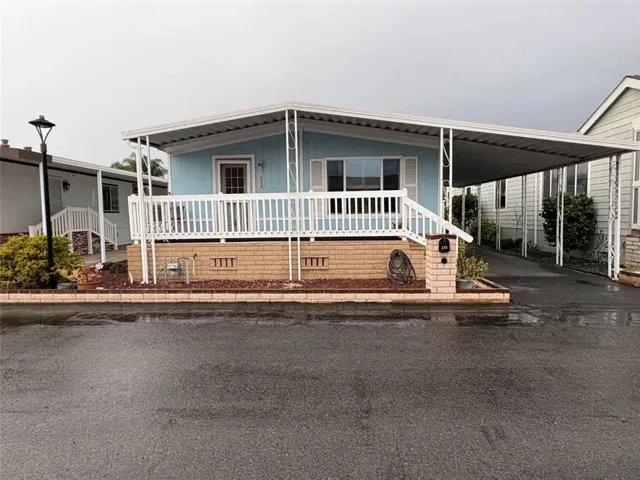 235 Albratoss Lane, Fountain Valley, California 92708