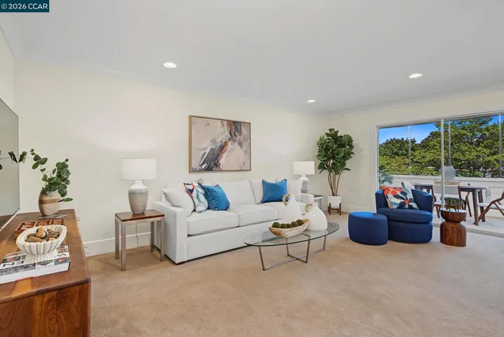 1108 Fairlawn Court 8, Walnut Creek, California 94595