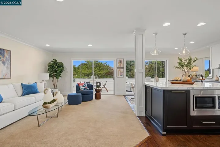 1108 Fairlawn Court 8, Walnut Creek, California 94595
