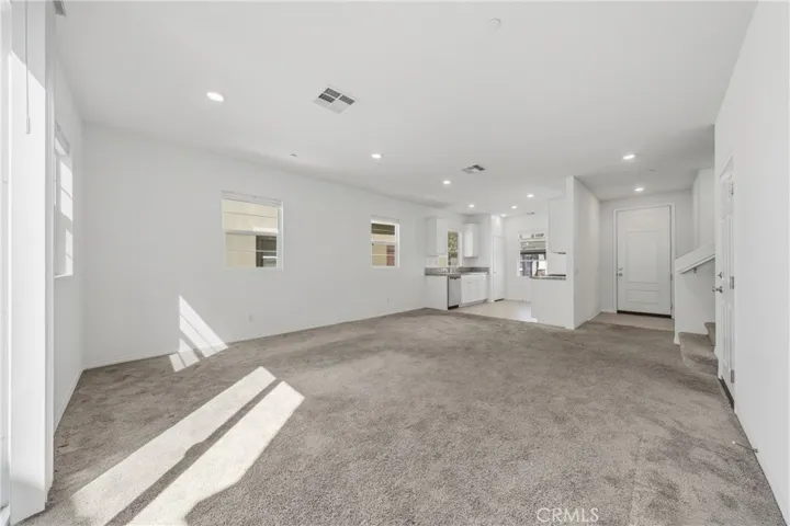 17016 Zion, Canyon Country, California 91387 — photo 5