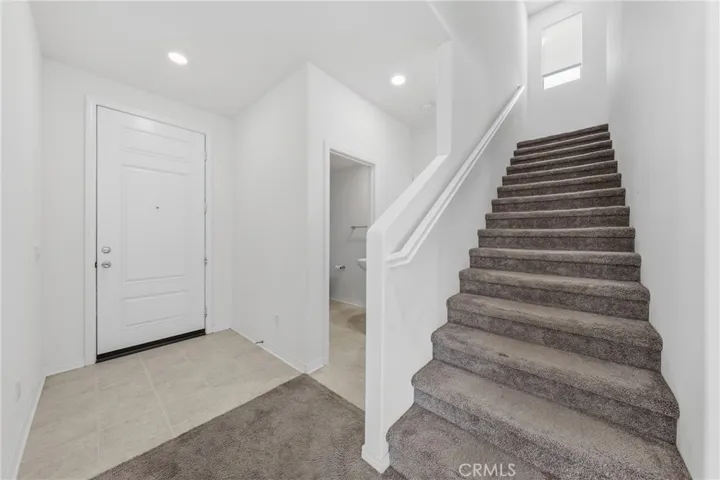 17016 Zion, Canyon Country, California 91387