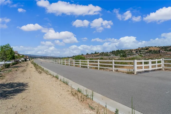 17016 Zion, Canyon Country, California 91387