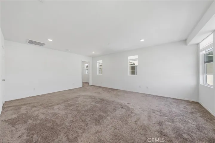 17016 Zion, Canyon Country, California 91387