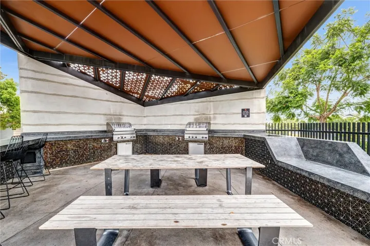 105 Baluster, Irvine, California 92618