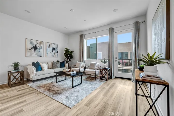 105 Baluster, Irvine, California 92618