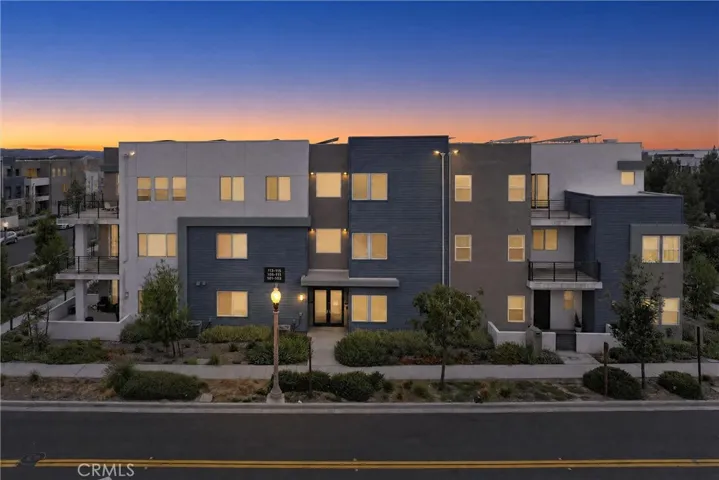105 Baluster, Irvine, California 92618