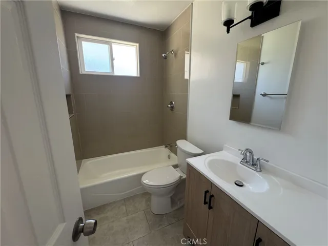15226 Normandie B, Gardena, California 90247