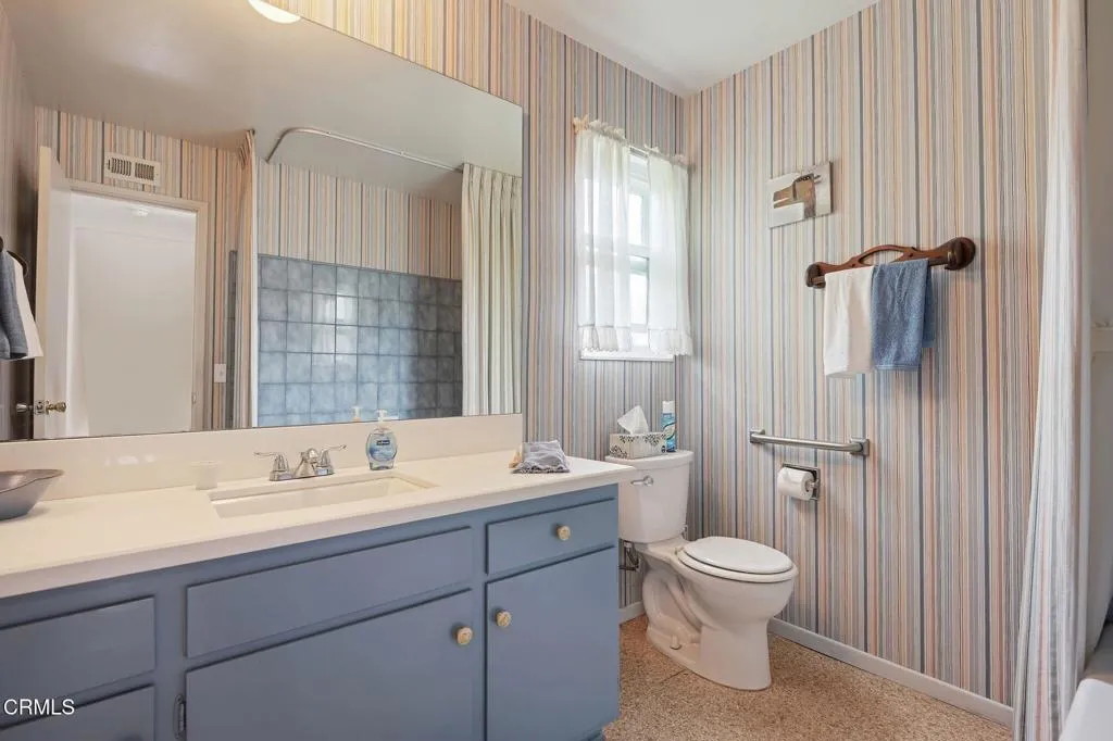 Bathroom 2