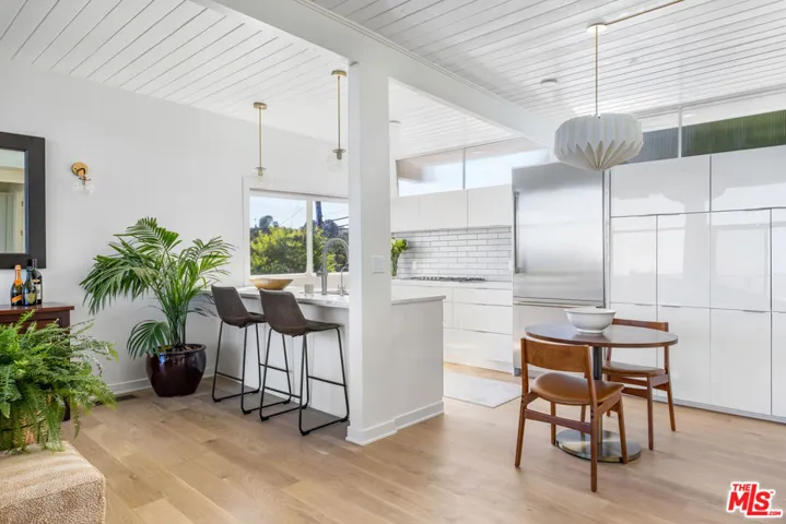 8656 Skyline Drive, Los Angeles, California 90046