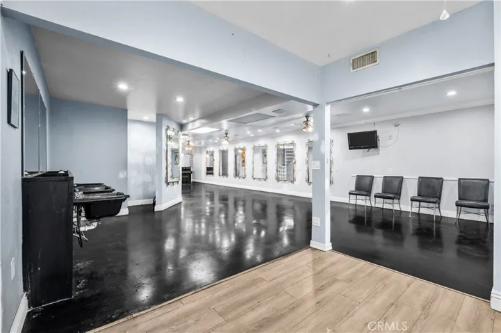2517 W Beverly Boulevard, Montebello, California 90640