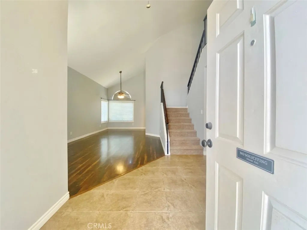 24369 Grouse Lane, Murrieta, California 92562 — photo 5