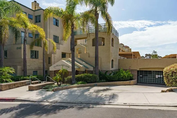 8158 Avenida Navidad Unit 14, San Diego, California 92122