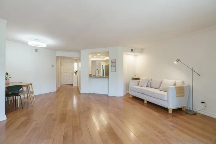 8158 Avenida Navidad Unit 14, San Diego, California 92122
