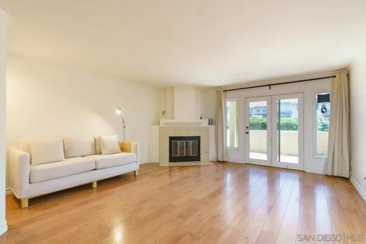 8158 Avenida Navidad Unit 14, San Diego, California 92122