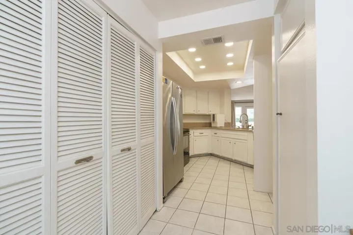 8158 Avenida Navidad Unit 14, San Diego, California 92122