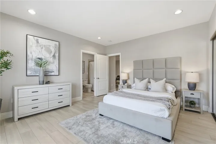 7220 W 80th, Los Angeles, California 90045