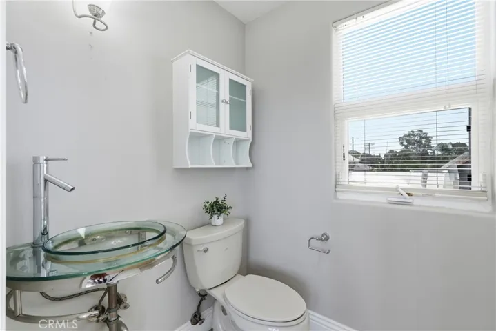 7220 W 80th, Los Angeles, California 90045