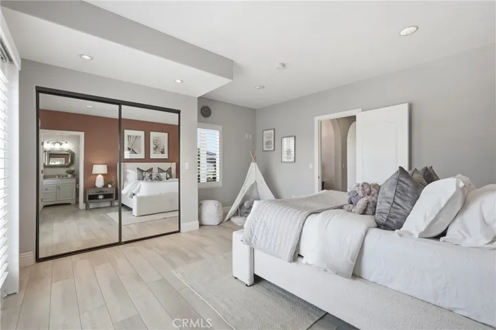 7220 W 80th, Los Angeles, California 90045