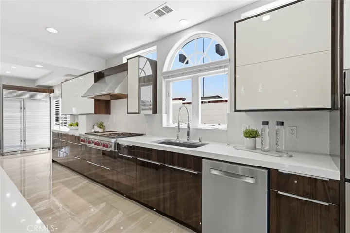 7220 W 80th, Los Angeles, California 90045