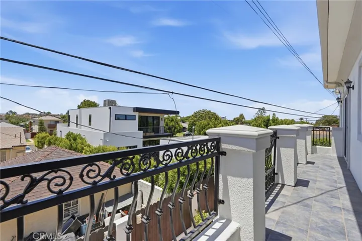 7220 W 80th, Los Angeles, California 90045