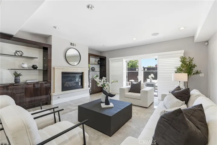 7220 W 80th, Los Angeles, California 90045