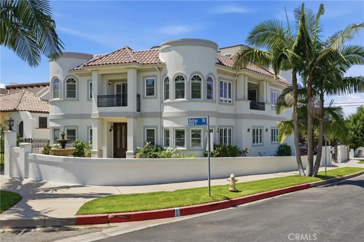 7220 W 80th, Los Angeles, California 90045