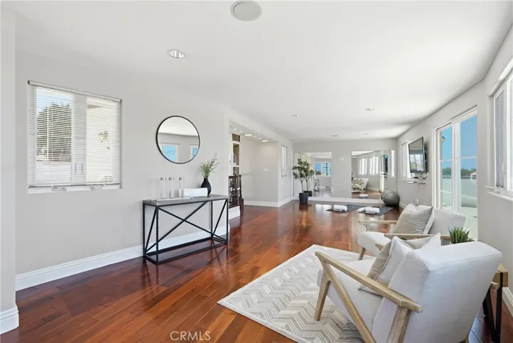 7220 W 80th, Los Angeles, California 90045