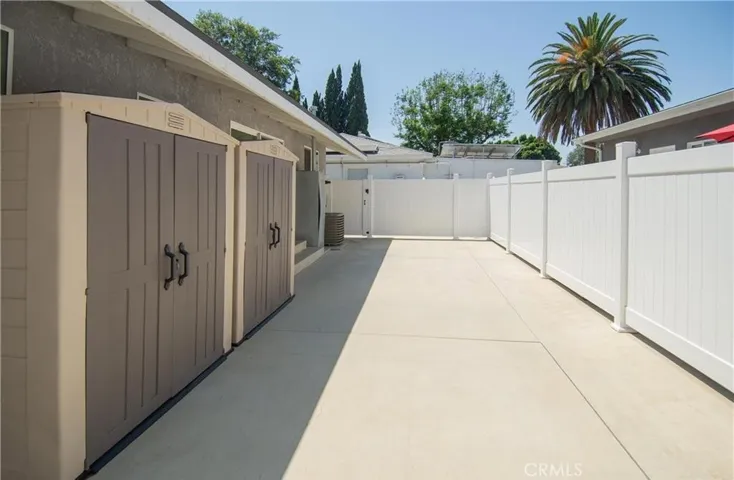 7445 Hesperia Avenue, Reseda, California 91335
