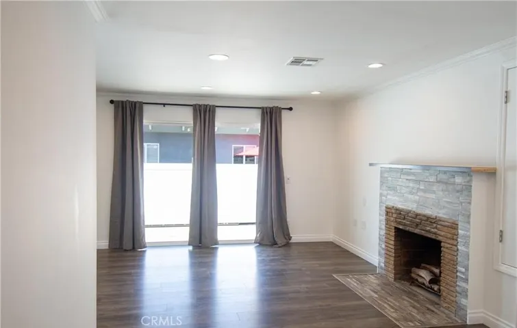 7445 Hesperia Avenue, Reseda, California 91335